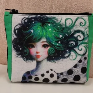Apprenez à coudre une trousse originale avec motif artistique. Kit complet, facile à réaliser, idéal pour offrir ou se faire plaisir.